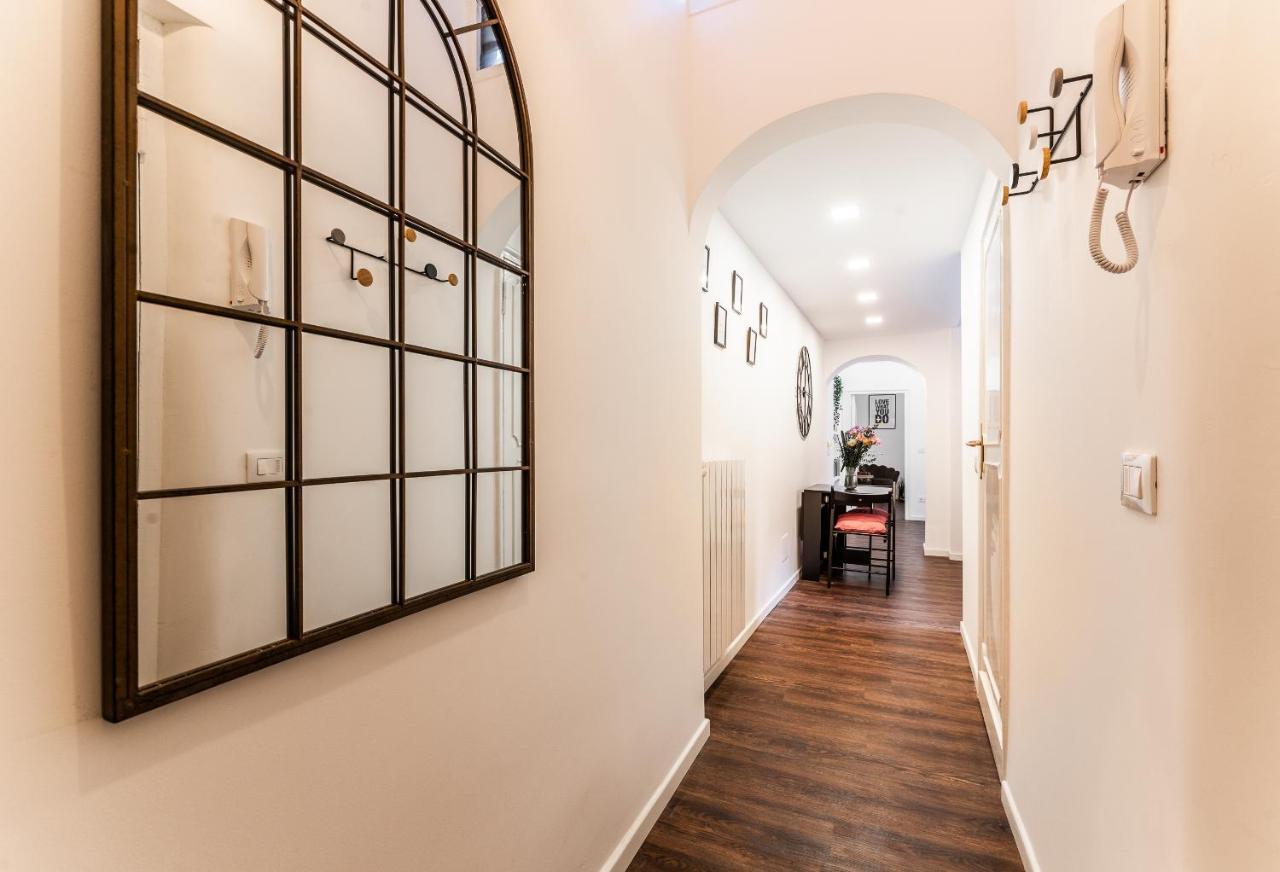 Appartamento Via Del Corso Rome Exterior photo